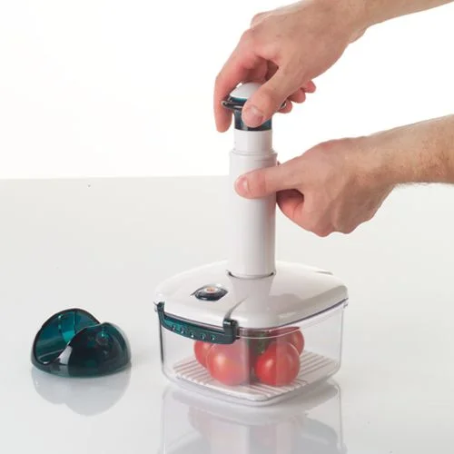 60_3 Handpumpe "Easy Pump" (mit Wandhalterung)